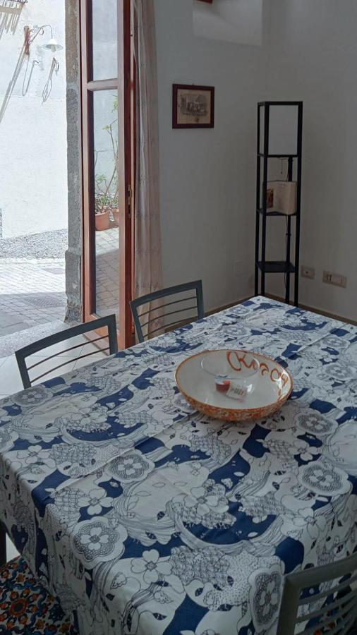Casa Vacanza U Curtigghiu Lipari  Extérieur photo
